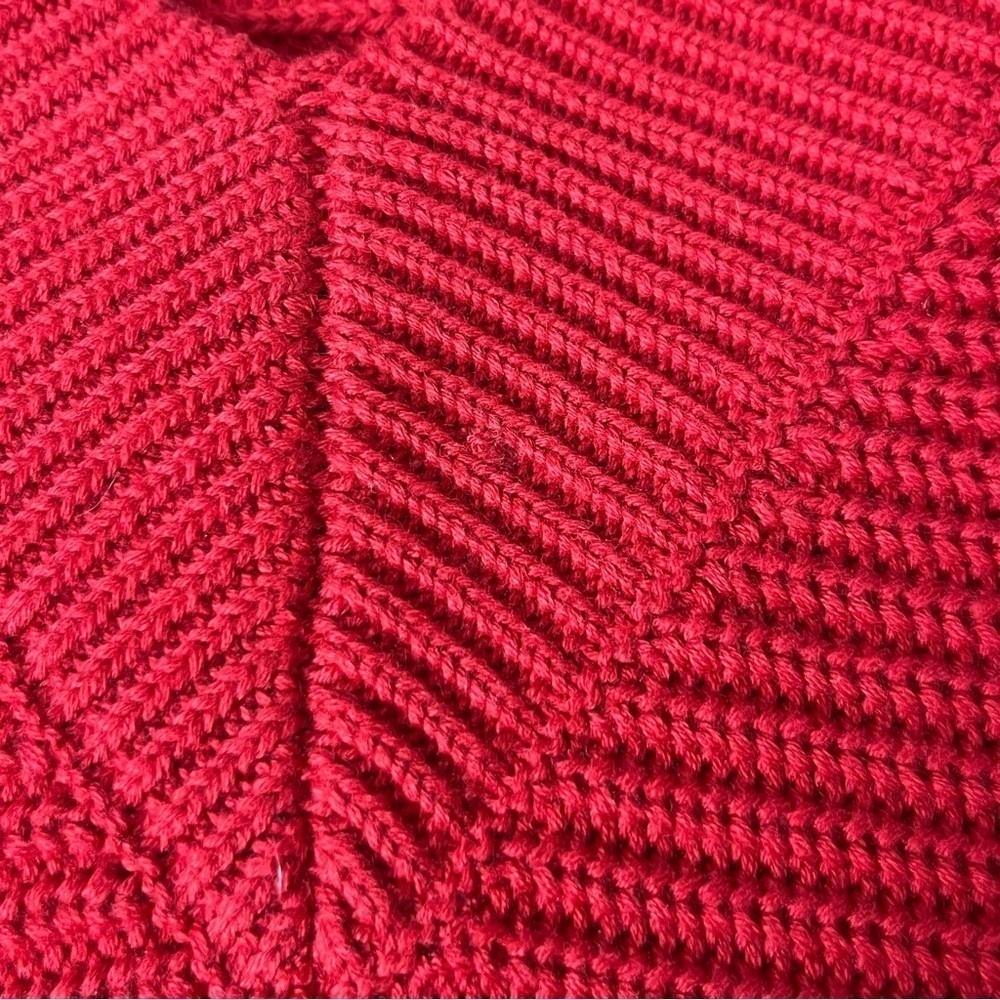 Cabi 3714 red Standout Pullover vneck  ribbed w/cable knit detail sweater, small - Picture 10 of 10
